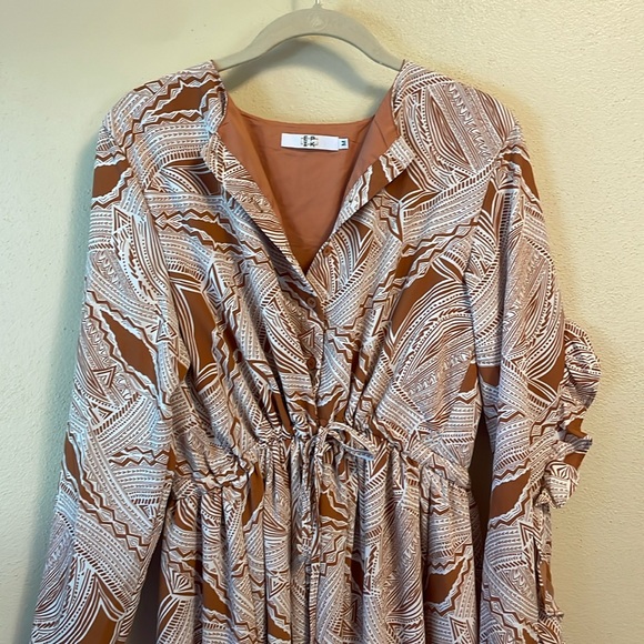 Epik pattern dress - Picture 1 of 5